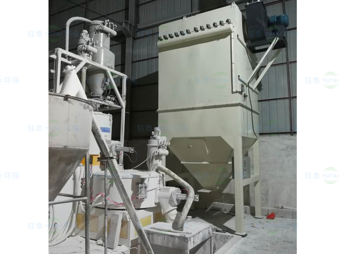 山東濟南塑料顆粒高速混合機除塵器安裝完畢 山東濟南塑料顆粒高速混合機除塵器安裝完畢